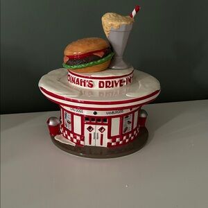 Department 56 “Dinah’s Drive-In”